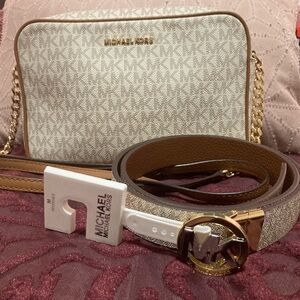 Michael Kors Signature Logo Reversible Belt